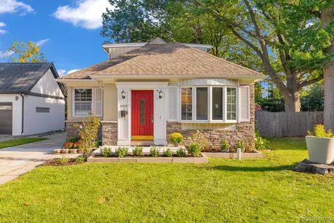 20505 Shady Lane Ave, Saint Clair Shores, MI 48080