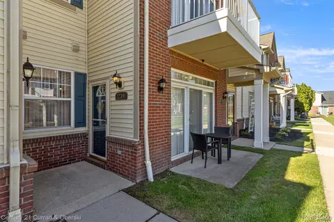 12391 First Ave S, Southgate, MI 48195