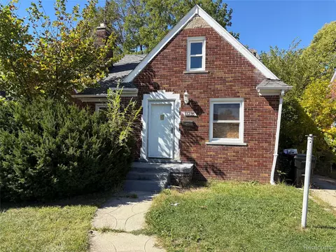11235 Roxbury St, Detroit, MI 48224