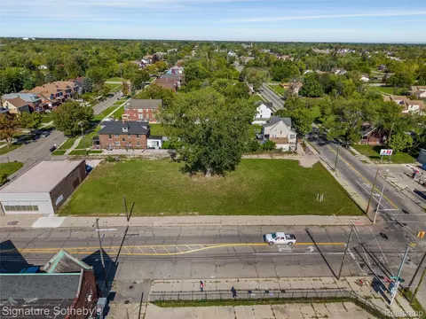 14345 Kercheval St, Detroit, MI 48215