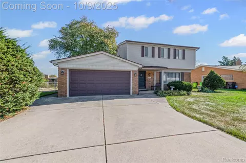 36754 Maas Dr, Sterling Heights, MI 48312
