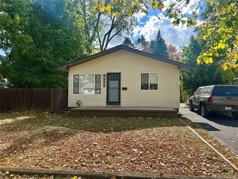778 4th Ave, Pontiac, MI 48340