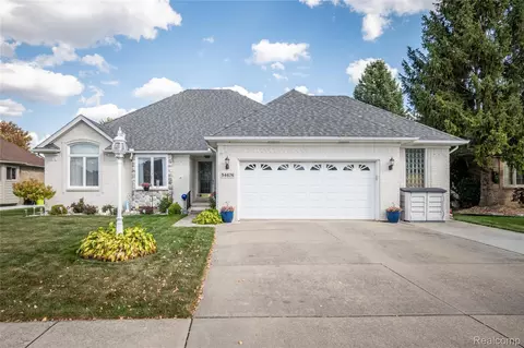 54676 Carnation Dr, Macomb, MI 48042