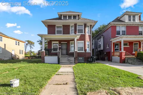 4385 Pacific St, Detroit, MI 48204