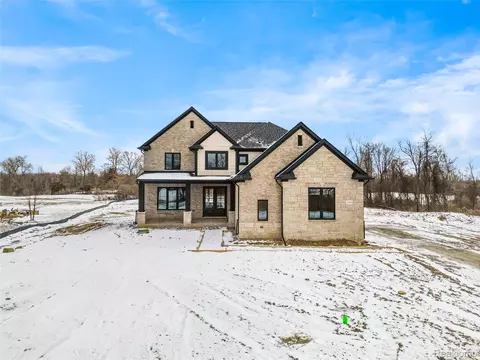 2163 Heidi Dr, Addison, MI 48370