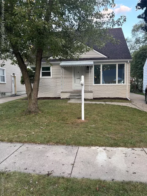 18690 Fox, Redford, MI 48240