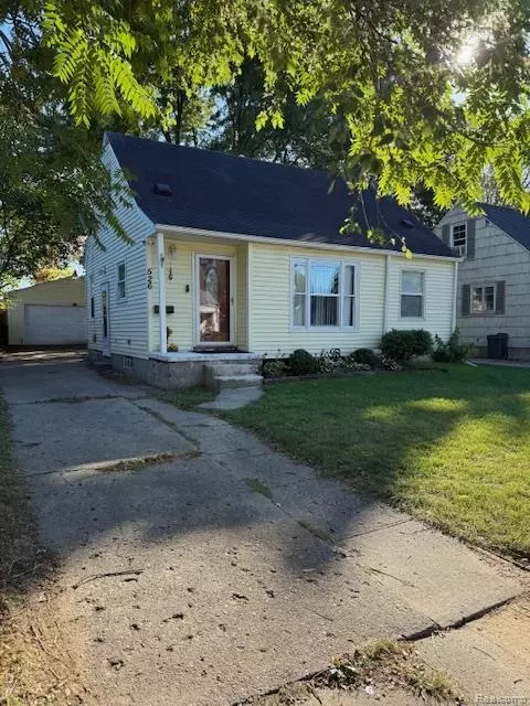 526 Mckeighan Ave, Flint, MI 48507