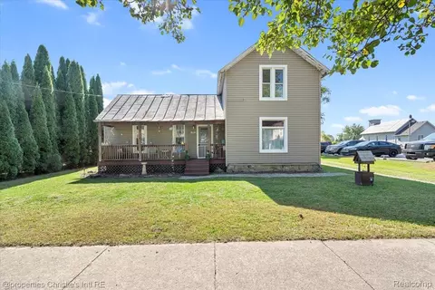 7767 Frederick St, Maybee, MI 48159
