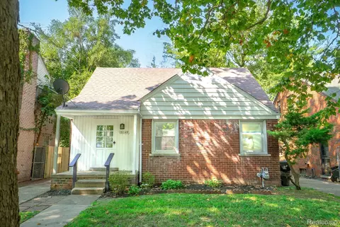 19145 Strasburg St, Detroit, MI 48205