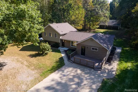 2782 Gravel Creek Rd, Deerfield, MI 48461