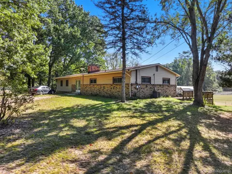 42891 Bemis Rd, Belleville, MI 48111