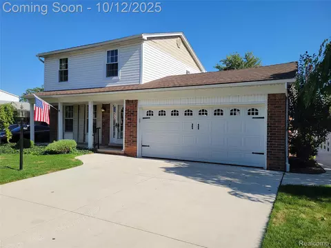 4687 Jackson St, Trenton, MI 48183