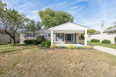 38876 Northfield Ave, Livonia, MI 48150