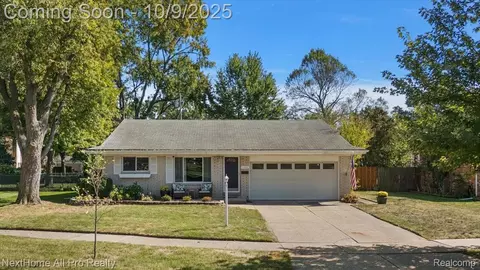 11348 Cedar Ln, Plymouth, MI 48170