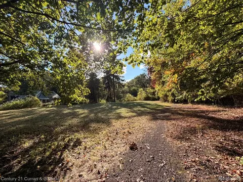 22321 Margareta St, Detroit, MI 48219