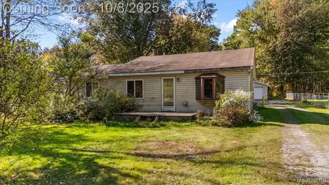 1533 Richman Rd, Kimball, MI 48074
