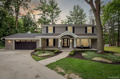 47103 Timberlane St, Northville, MI 48167