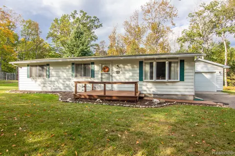 4255 N Elder Trl, Alcona, MI 48742
