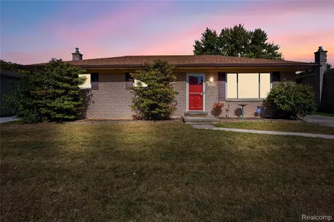 14239 Alpena Dr, Sterling Heights, MI 48313