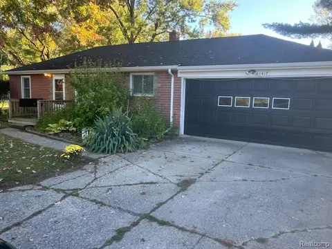 1417 Grassmere Ave, Flint, MI 48532