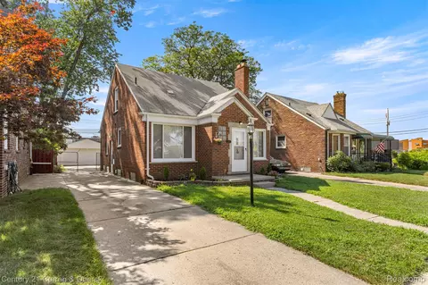 2213 N Waverly St, Dearborn, MI 48128