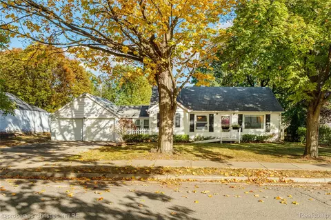 744 Horton Ave, Northville, MI 48167