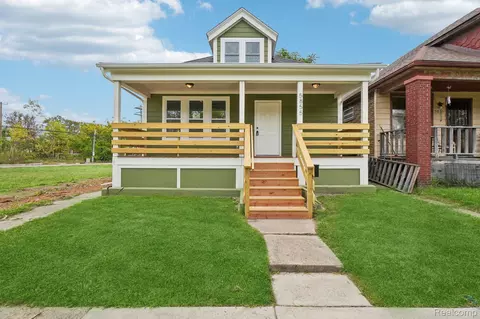 5855 Hurlbut St, Detroit, MI 48213