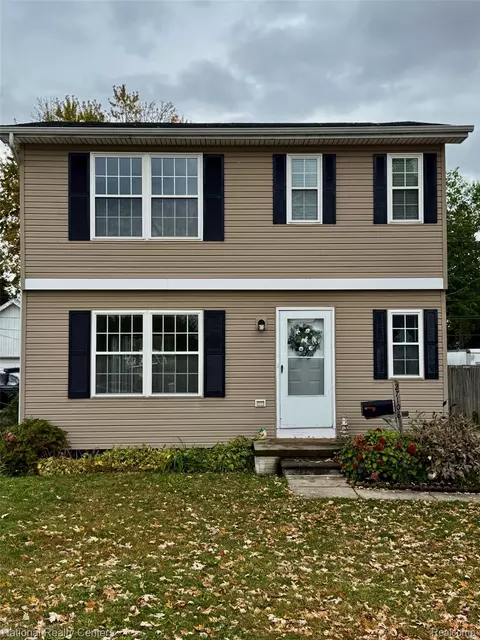 27108 Vance St, Madison Heights, MI 48071