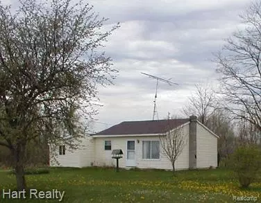 76 Wood, Marlette, MI 48453