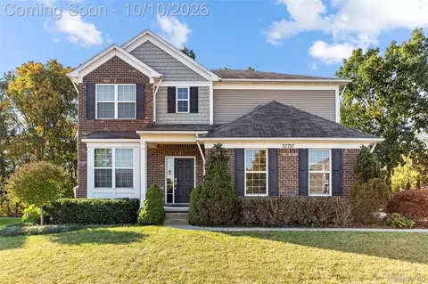 57797 Village Dr, Lyon, MI 48165