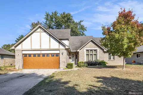 14923 Orleans Dr, Shelby Township, MI 48315