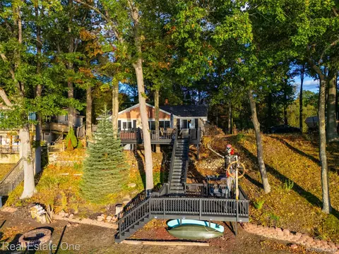 267 Springer Ln, Attica, MI 48412