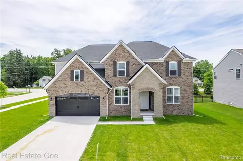 24888 Beach Dr, Macomb, MI 48042 photo 1