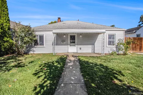 1532 Buckingham Ave, Lincoln Park, MI 48146