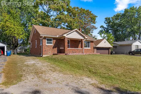 35408 Farragut Ave, Westland, MI 48186