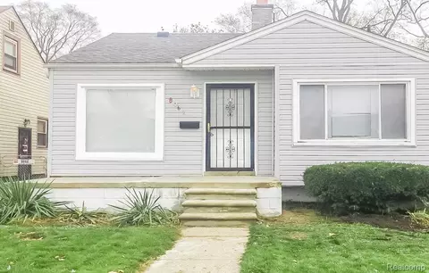 8062 Grandville Ave, Detroit, MI 48228