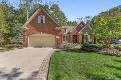 2855 Tall Oak Ln, Canton, MI 48188