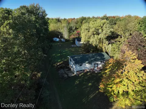 5872 S Kingston Rd, Koylton, MI 48727