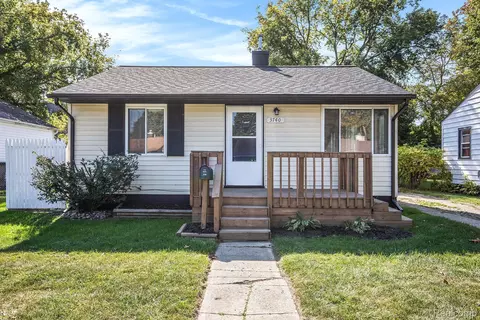 3740 Ivanhoe Ave, Flint, MI 48506