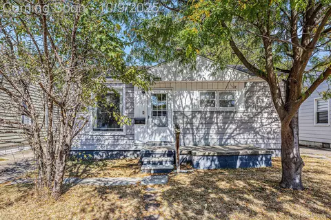 71 E Hudson Ave, Madison Heights, MI 48071