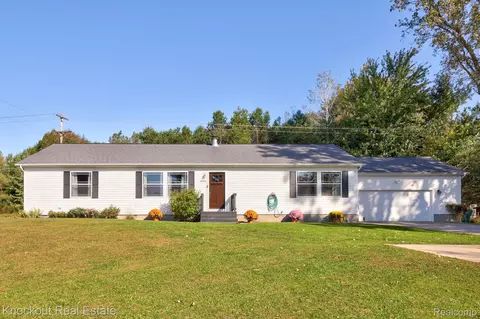 6977 Rathbun Rd, Taymouth, MI 48415