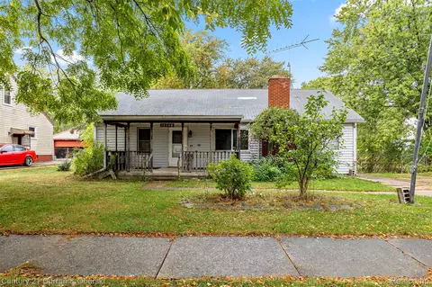 14548 Pearl St, Southgate, MI 48195