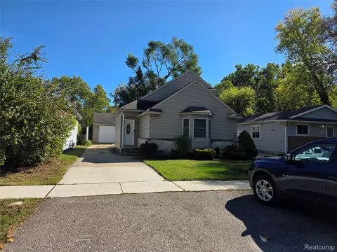 18626 Inkster Rd, Redford, MI 48240
