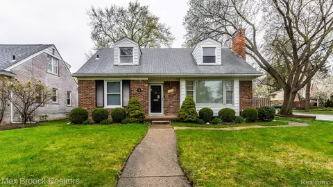2602 Trafford Rd, Royal Oak, MI 48073
