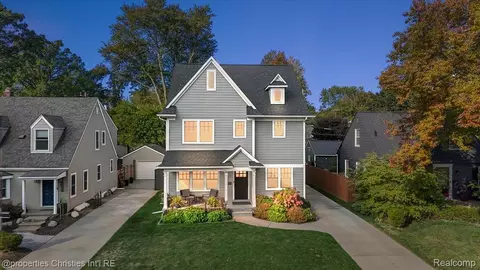 723 N Altadena Ave, Royal Oak, MI 48067