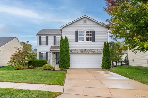 937 Prairie Ln, Milan, MI 48160