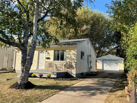 3121 Thom St, Flint, MI 48506
