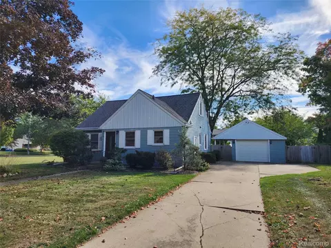 213 E Vates St, Frankenmuth, MI 48734