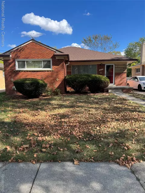 23040 Marlow St, Oak Park, MI 48237