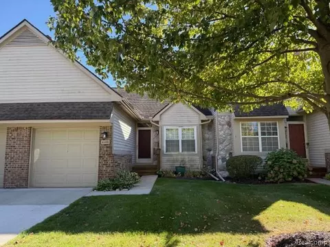 41635 Blair Dr #21, Novi, MI 48377